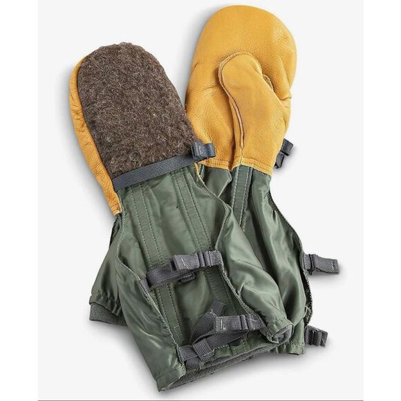 NWOT Flyers Mittens Wool Liner Cold Weather Medium - Picture 1 of 6